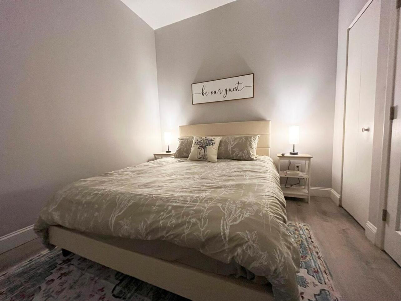 Apartamento Local Modern Getaway - Ground Floor Cleveland Exterior foto