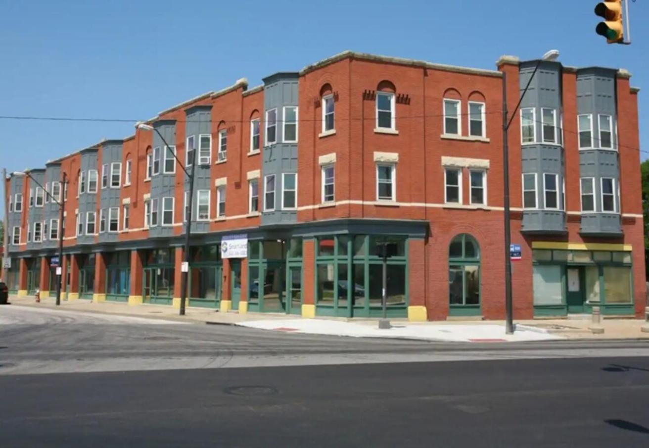 Apartamento Local Modern Getaway - Ground Floor Cleveland Exterior foto